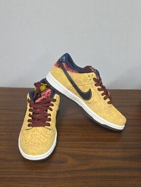 Nike SB Dunk Low Pro 'City of Cinema' Gold/Black Women's 8.5/Men's 7 FZ1278-200